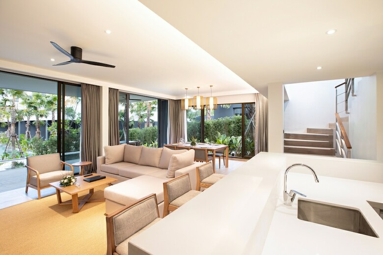 Casabay Luxury Pool Villa