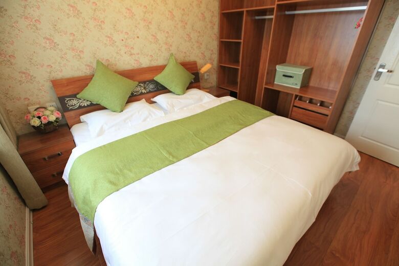 Xiaopang's Home Apartment