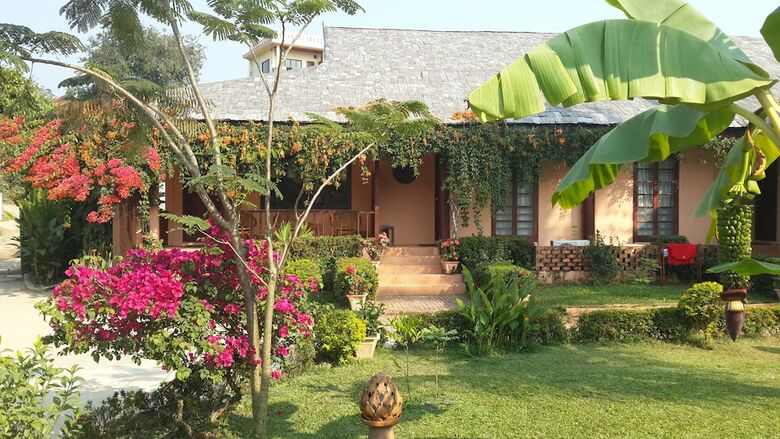 Hotel Villa Nam Song