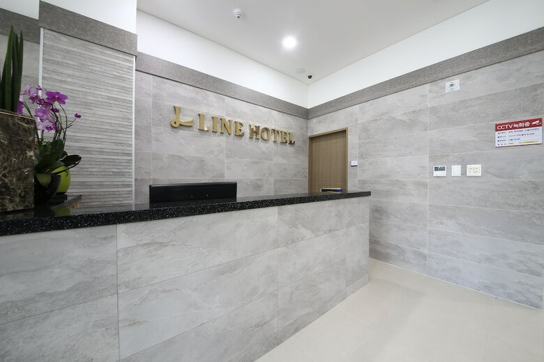 Line Hotel