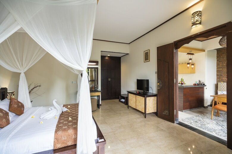 Bali Ayu Hotel And Villas