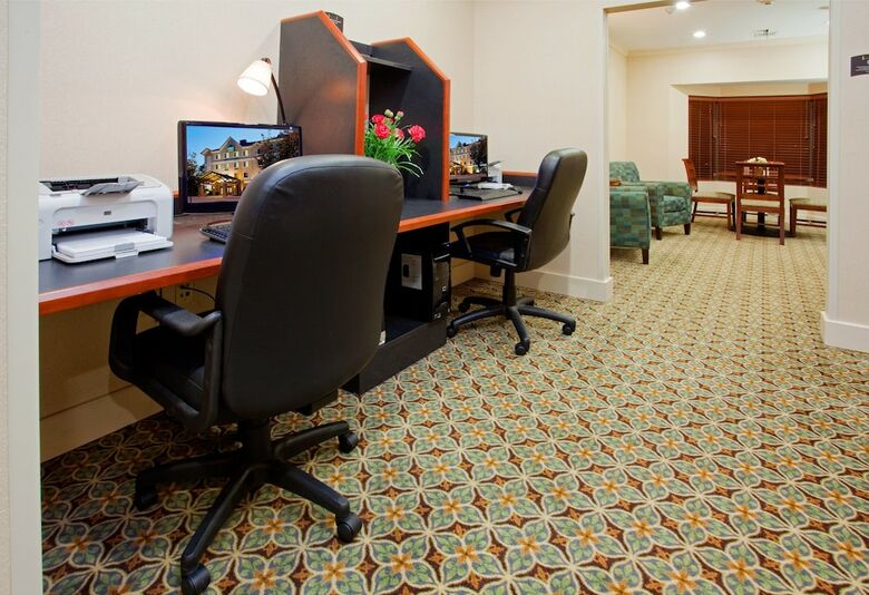 Hotel Staybridge Suites Durham/chapel Hill