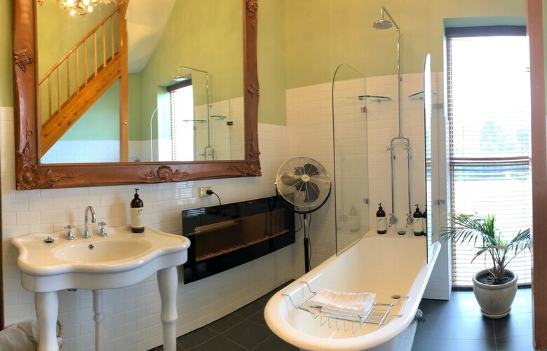 Hotel Claremont House