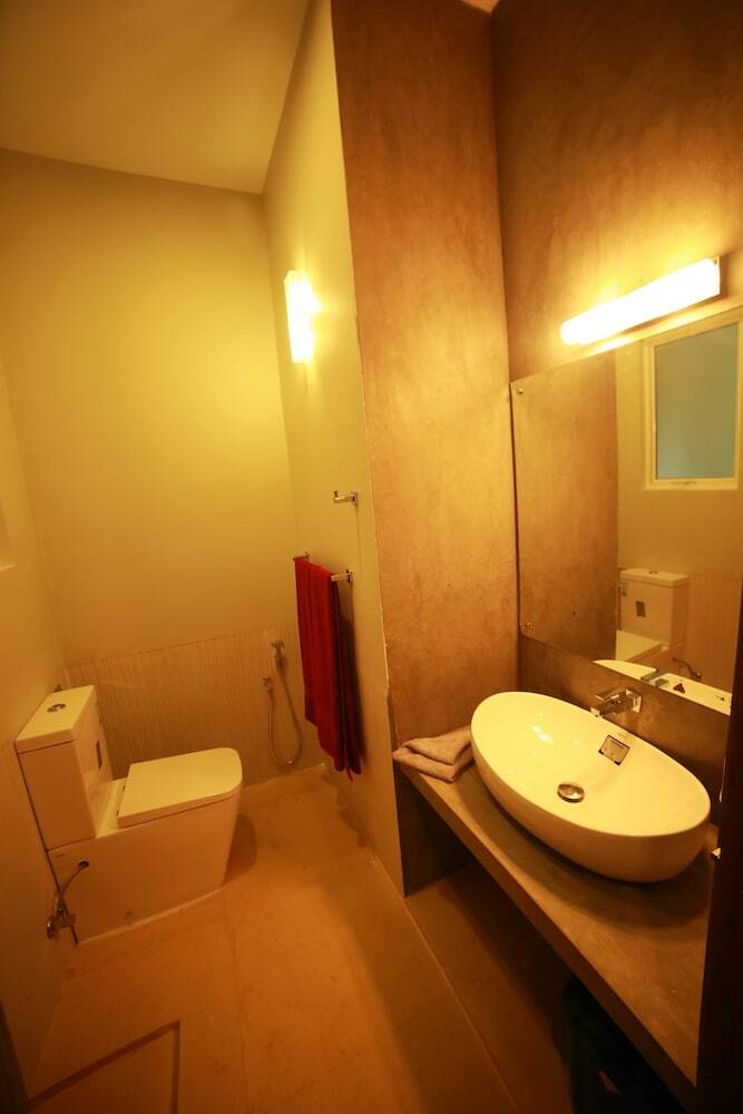 Hotel Chariot Lodge