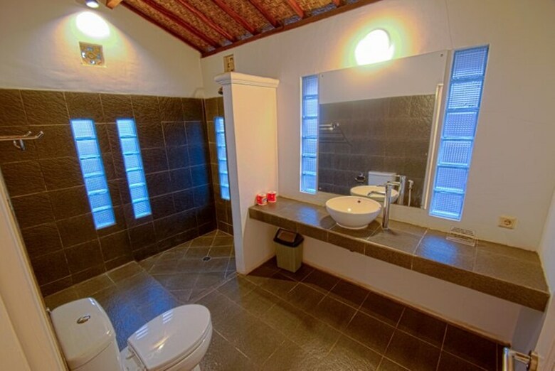 Hotel Si Pitung Village