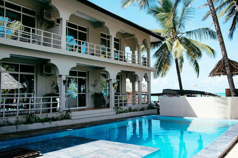 Paje Beach Apartments & Hotel