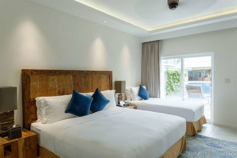Hotel Cove Resort Palau