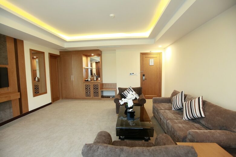 Muong Thanh Grand Con Cuong Hotel