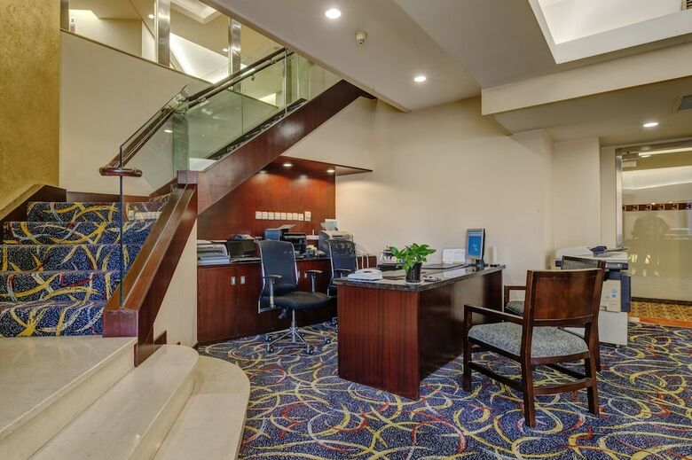 Grand Continent International Hotel