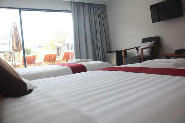 Hotel Sandy Clay Bungalows