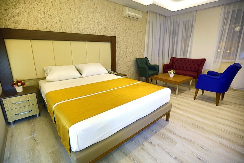 Enki Hotel