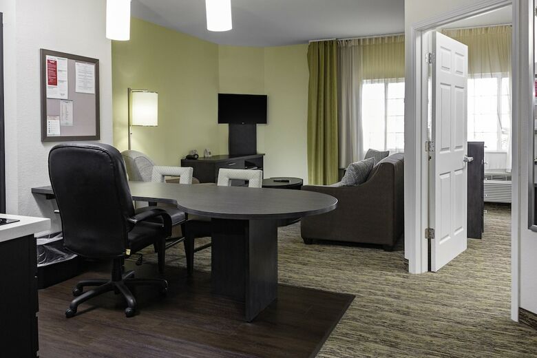Hotel Candlewood Suites Warner Robins/robins Afb
