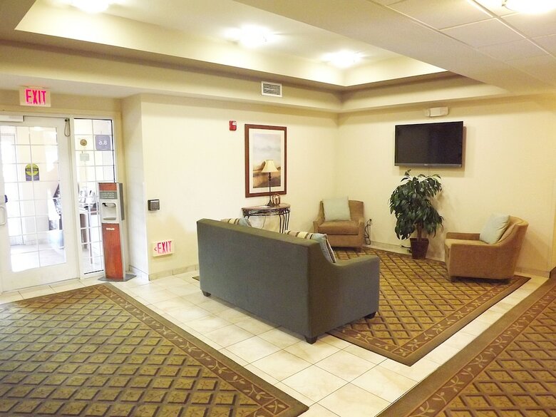 Hotel Candlewood Suites Warner Robins/robins Afb