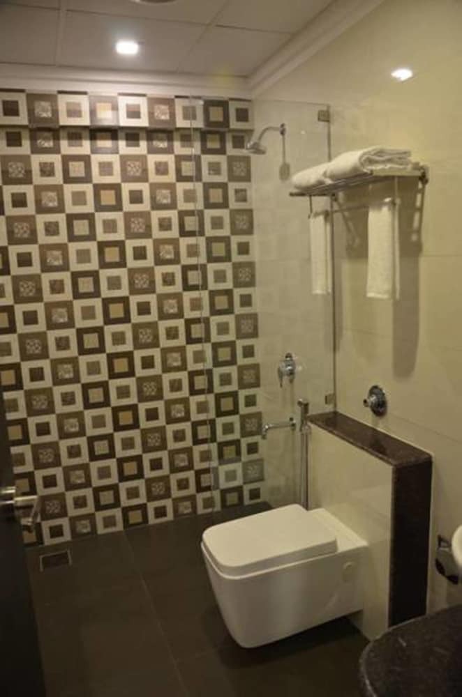 Hotel Vits Sagar Plaza, Pune Chakan