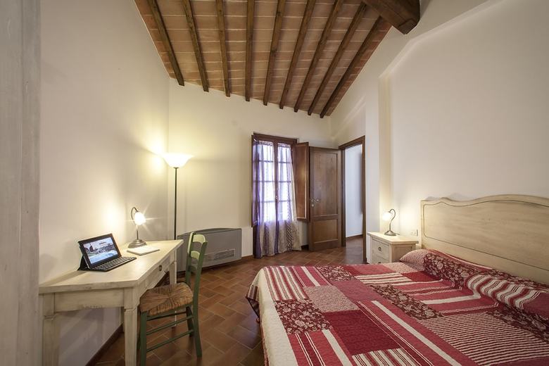 Apartamento Gaiole Suites