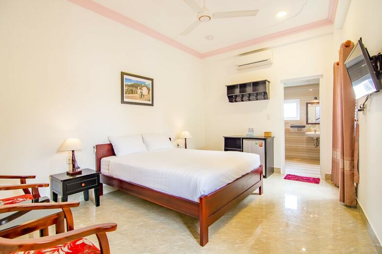Hotel Hung Do Beach Homestay