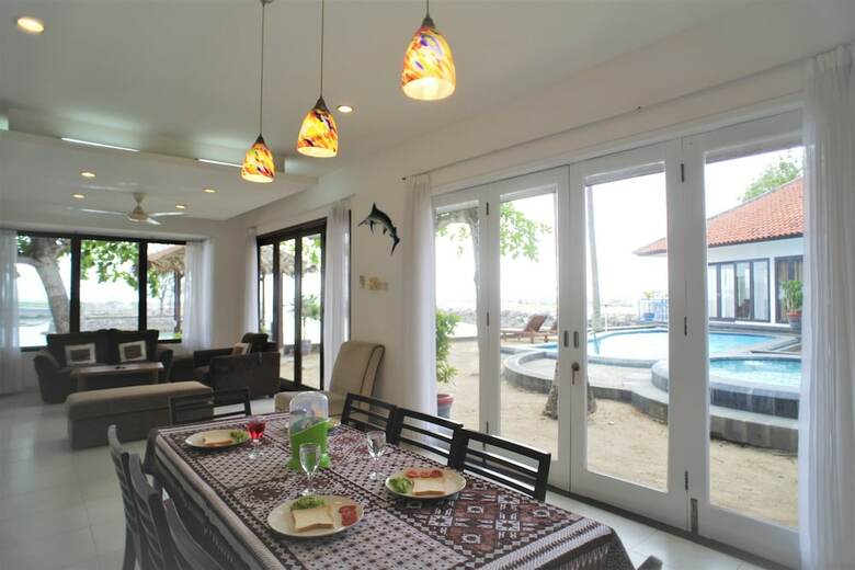Villa Bintang Laut Resort