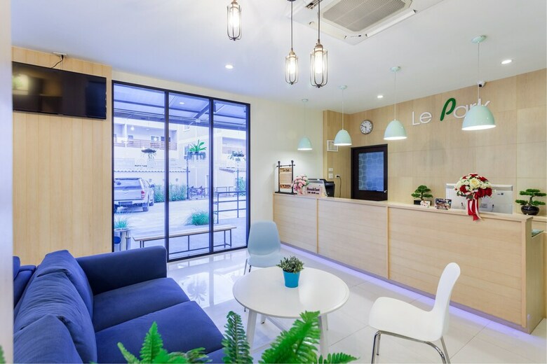 Le Park Hotel