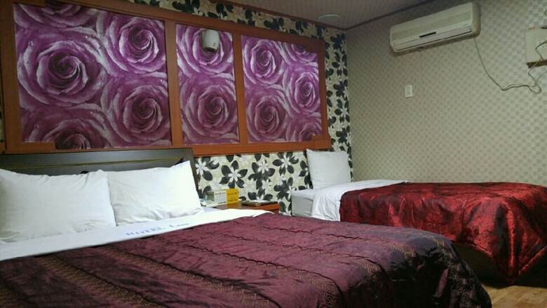 Loa Hotel