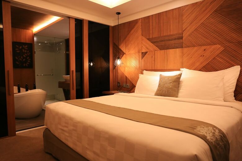 Hotel The Crystal Luxury Bay Resort Nusa Dua