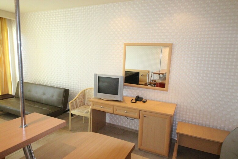 Menada Planeta Apartments