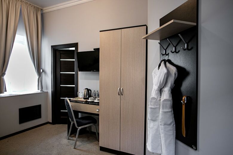 Hanzer Hotel