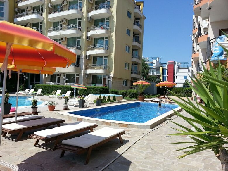 Menada Sea Regal Apartments