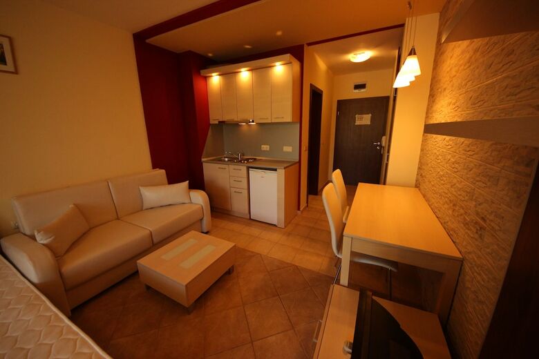 Menada Kavaci Sozopol Apartments