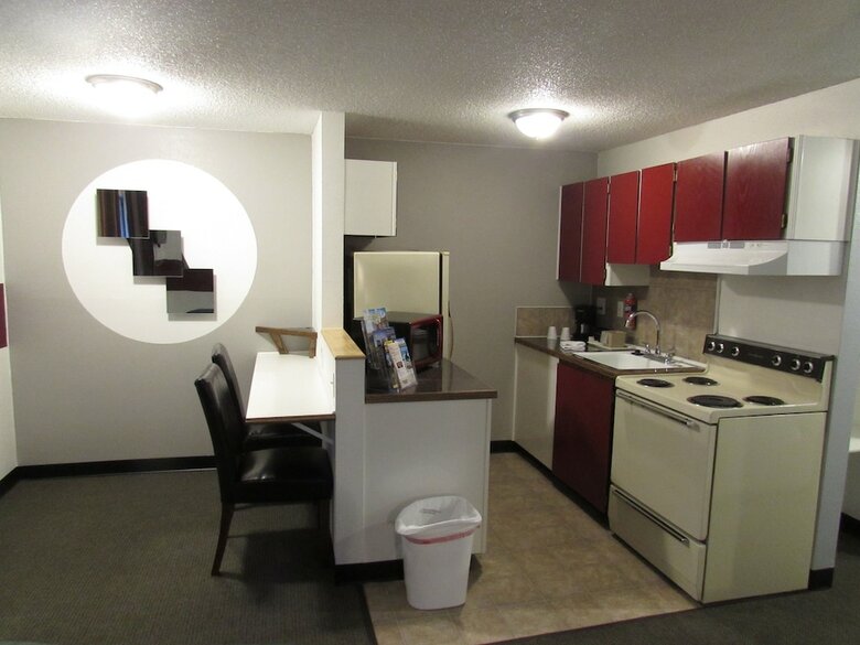 Hotel Kennewick Suites