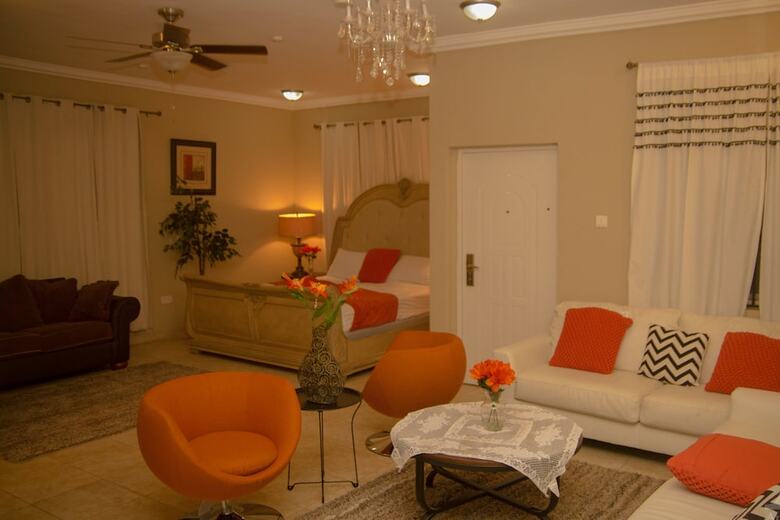 Hotel Appiah's Royal Suites