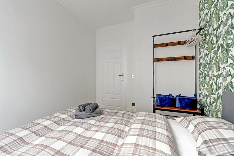 Blue Mandarin Apartments