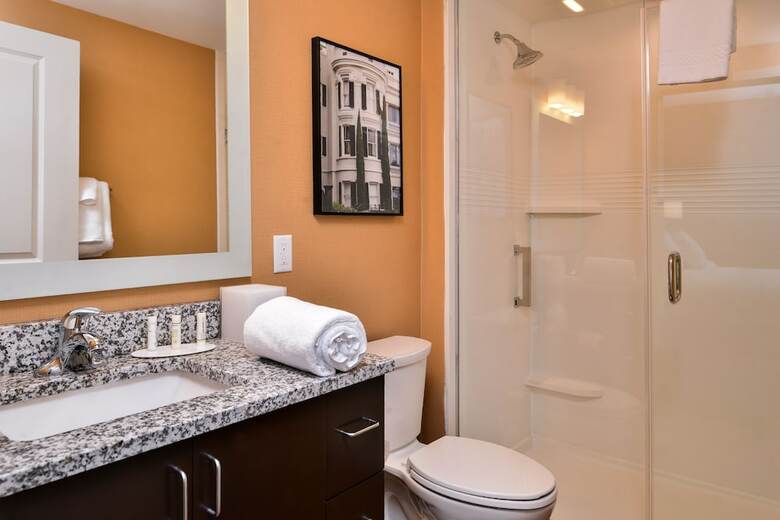 Hotel Towneplace Suites By Marriott Charleston-west Ashley