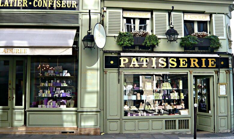 Saint-germain Des Pr�s Apartment 2