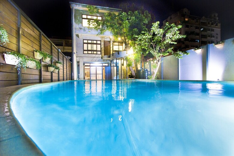 Bed & Breakfast Hk77villa