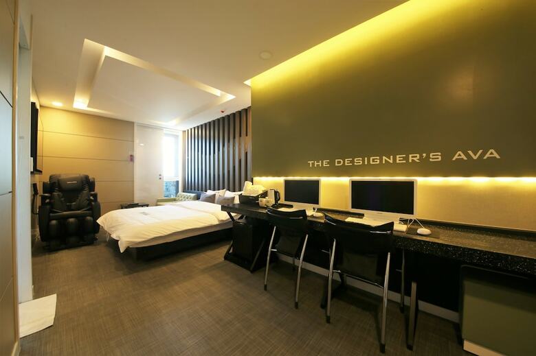 Premium Ava Hotel Sasang