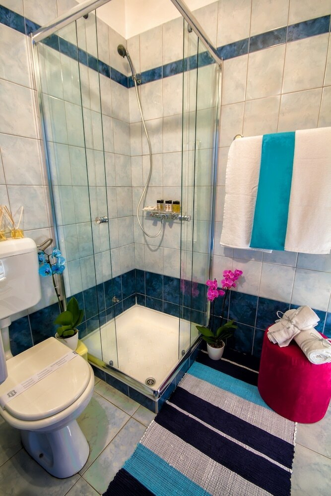 Bed & Breakfast City Point Rooms & More