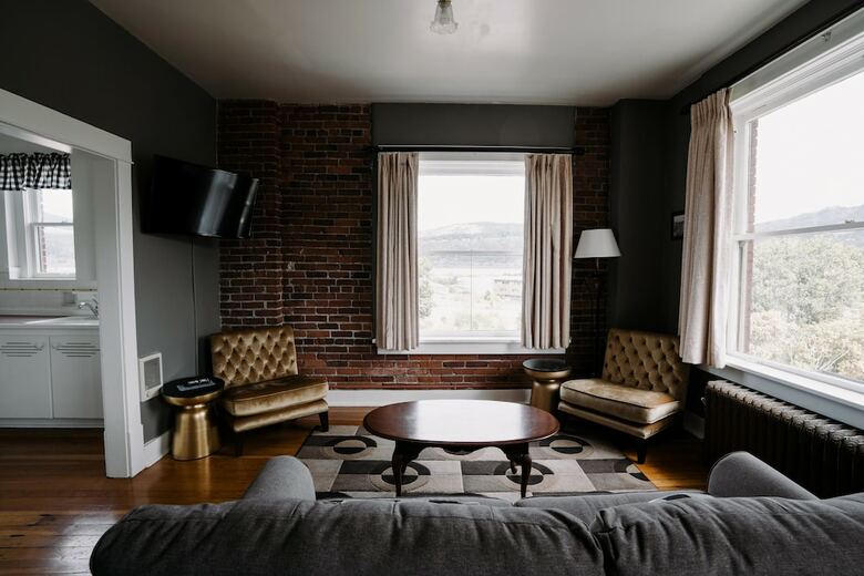 Hood River Hotel