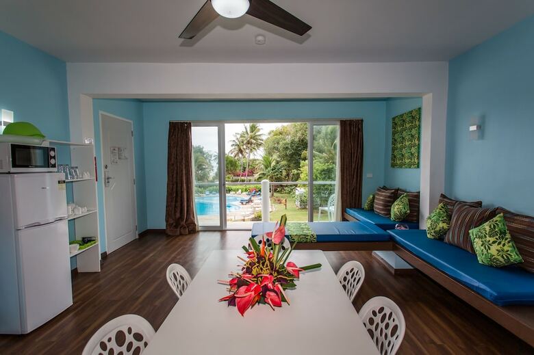Aparthotel Blue West Villas