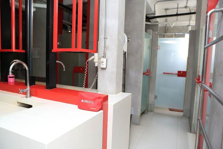 Hotel Zen Hostel Decho Road