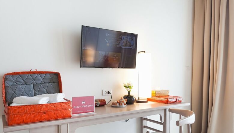 Hotel Zen Premium Soi Naiyang 2