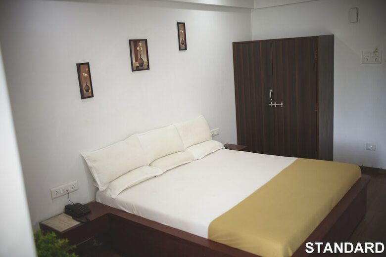 Hotel White House Beach Resort