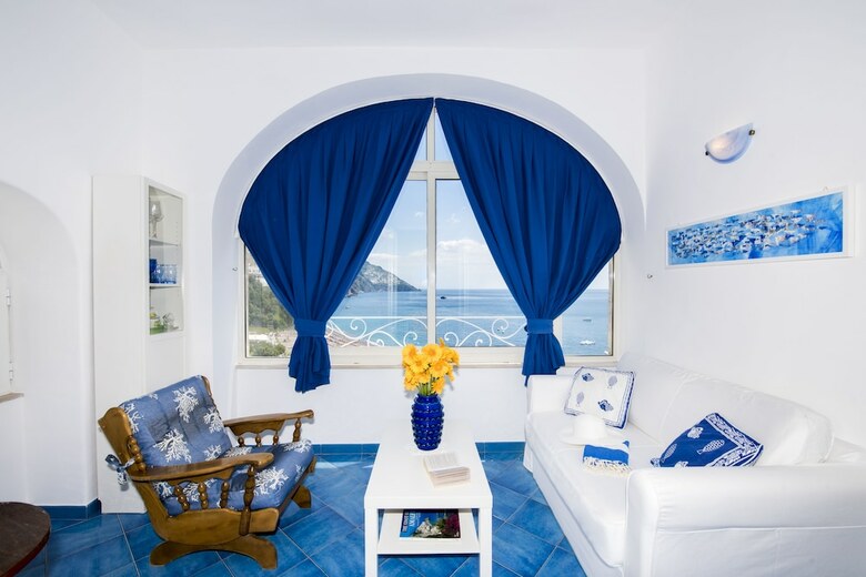 Exclusive Apartments Positano