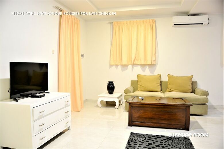 Hotel Zen Premium Kemang Timur