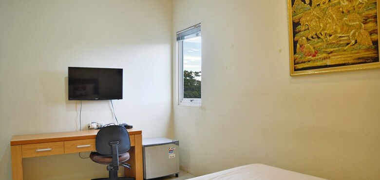 Hotel Zen Rooms Kemang Raya
