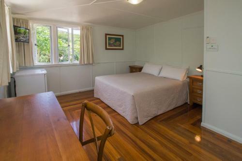 Hostal Hillcrest Guest House