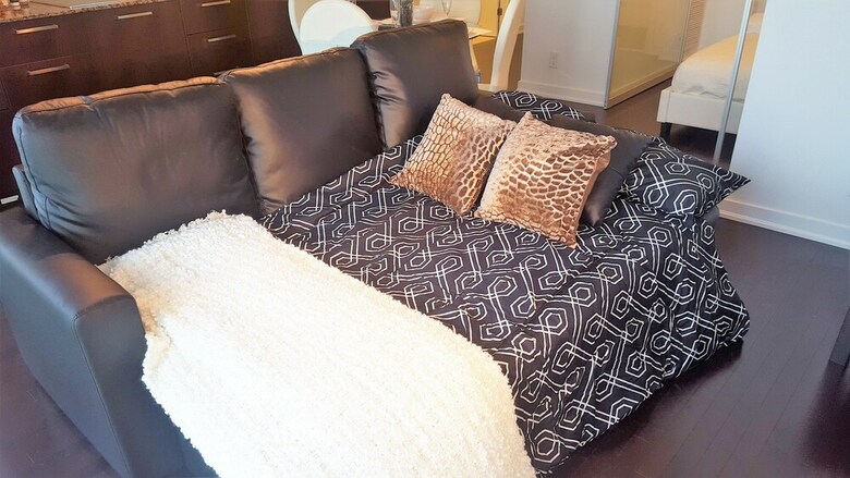 Lavish Suites - Luxury Condo - Downtown