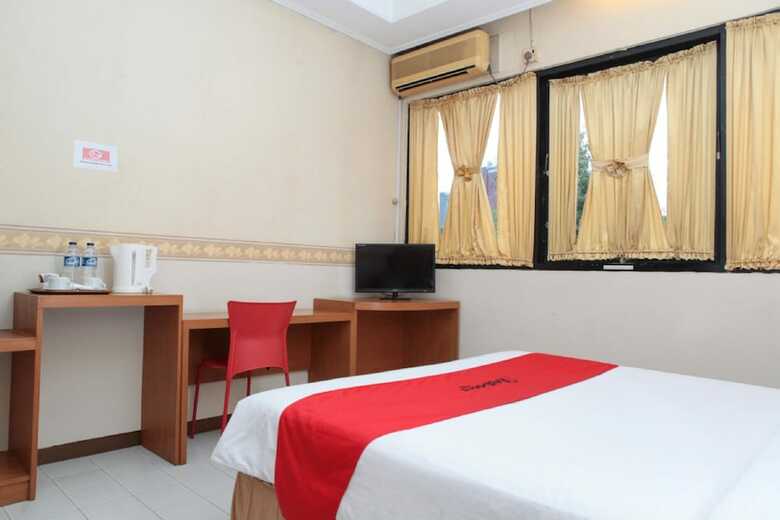 Hotel Reddoorz Plus @ Sukamulya Pasteur 2