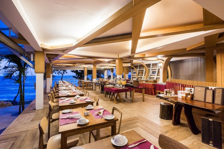 Hotel White Sand Samui Resort