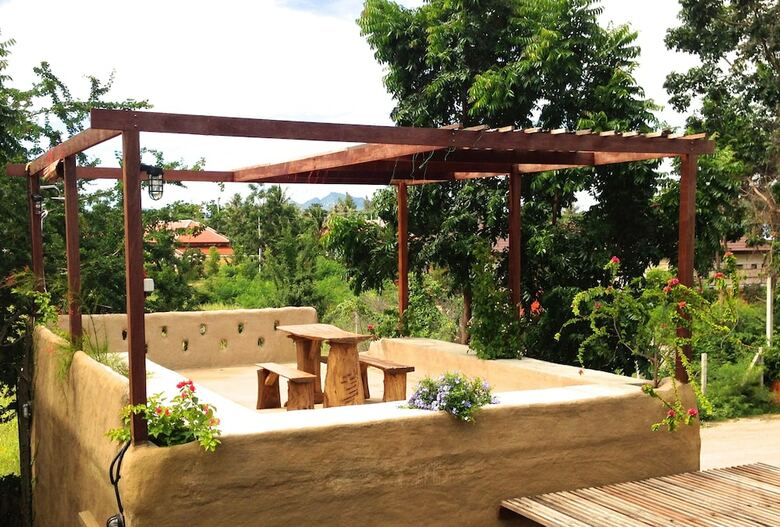 Hotel Pranberry Earth