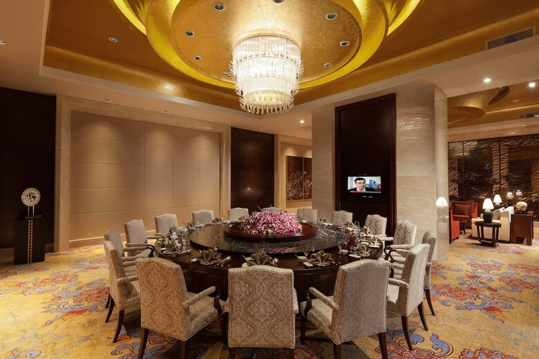 Regal Airport Hotel Xian